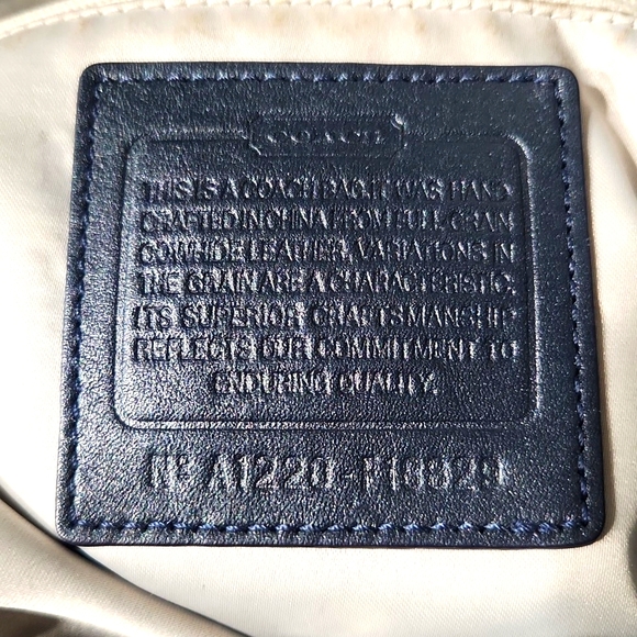 Coach Lexi Leather Gray Blue Metallic Large Carryall Shoulder Bag Purse F18829 - Picture 3 of 14